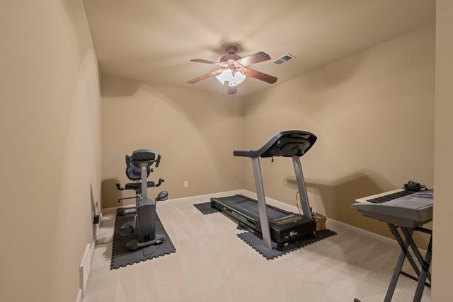 10374 HERONS RIDGE CV, Lakeland, TN 38002