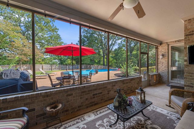 10374 HERONS RIDGE CV, Lakeland, TN 38002