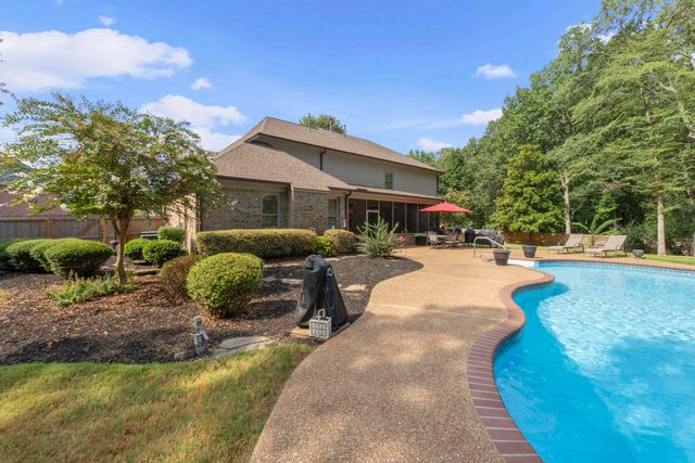 10374 HERONS RIDGE CV, Lakeland, TN 38002