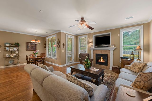 10374 HERONS RIDGE CV, Lakeland, TN 38002