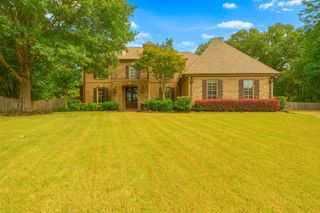 10374 HERONS RIDGE CV, Lakeland, TN 38002