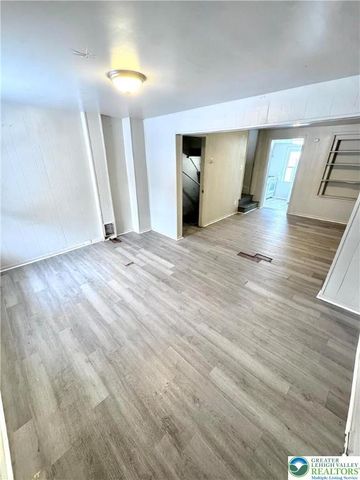 37 Spruce Street, Allentown City, PA 18101