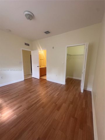 1662 SE 27th Dr 209, Homestead, FL 33035