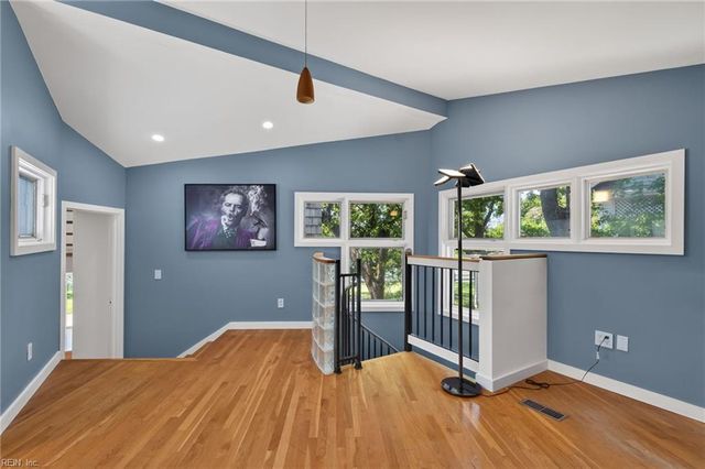 820 W 51st ST, Norfolk, VA 23508