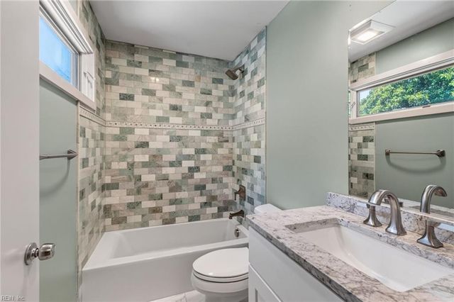 820 W 51st ST, Norfolk, VA 23508