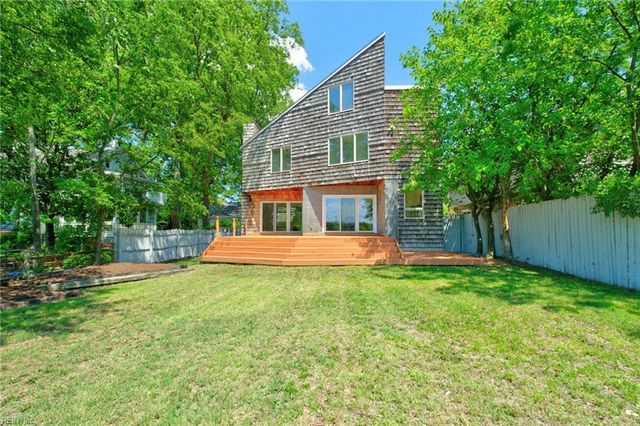 820 W 51st ST, Norfolk, VA 23508
