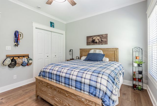 10689 S Oak Ridge Estate, Haubstadt, IN 47639