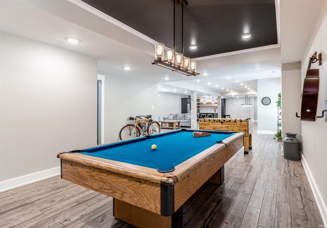 10689 S Oak Ridge Estate, Haubstadt, IN 47639