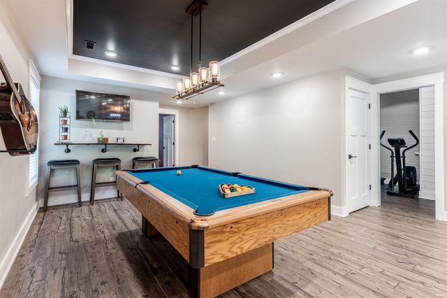 10689 S Oak Ridge Estate, Haubstadt, IN 47639