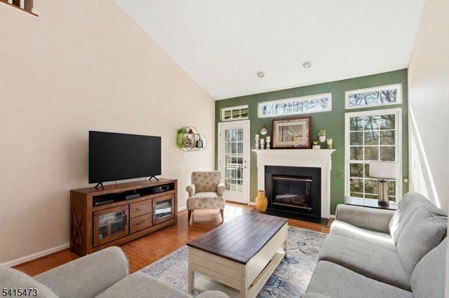 86 Weber Ave, Hillsborough Twp., NJ 08844