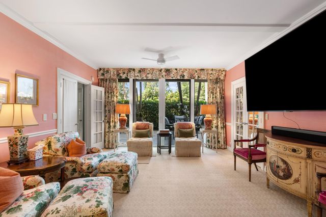315 S Lake Drive 1a, Palm Beach, FL 33480