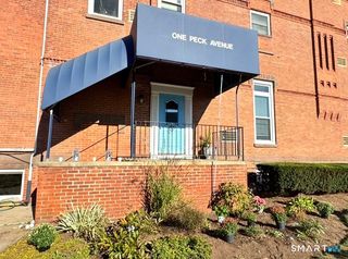 1 Peck Avenue 6, West Haven, CT 06516