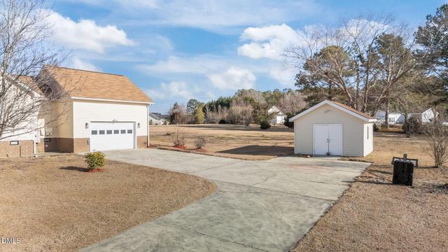 54 Lynn Lane, Selma, NC 27576