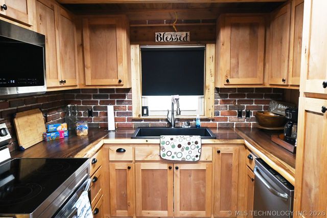 15288 W Carlisle, Cookson, OK 74451