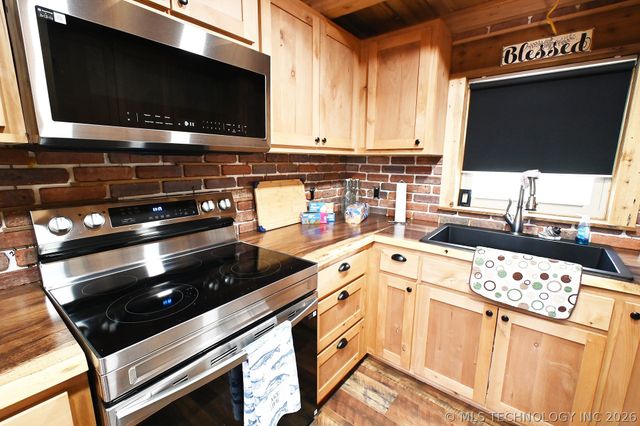 15288 W Carlisle, Cookson, OK 74451