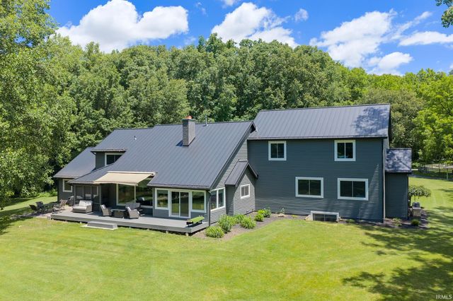 54725 County Road 33, Middlebury, IN 46540