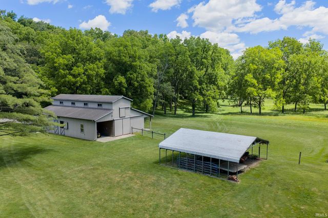 54725 County Road 33, Middlebury, IN 46540