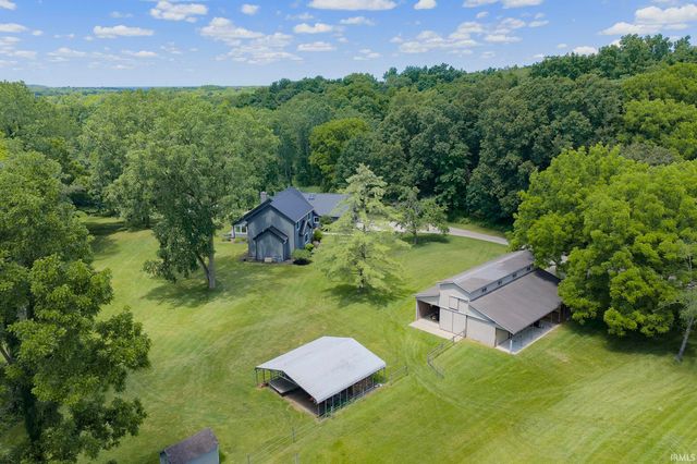 54725 County Road 33, Middlebury, IN 46540