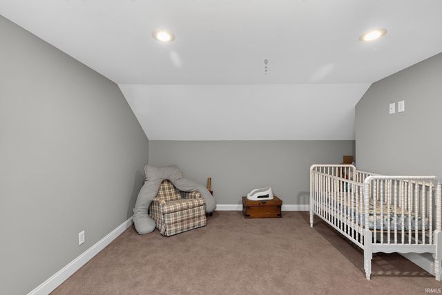 54725 County Road 33, Middlebury, IN 46540