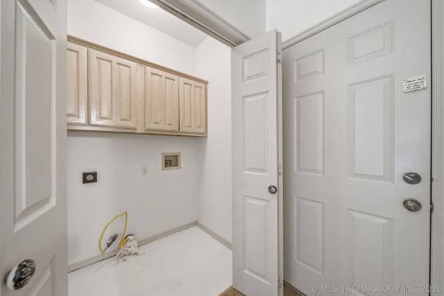 1620 S Florence Place, Tulsa, OK 74104