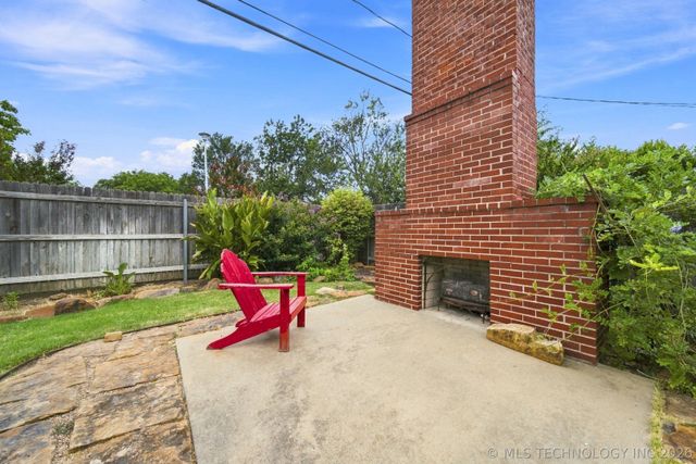 1620 S Florence Place, Tulsa, OK 74104
