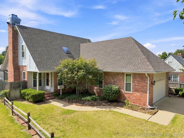 1620 S Florence Place, Tulsa, OK 74104