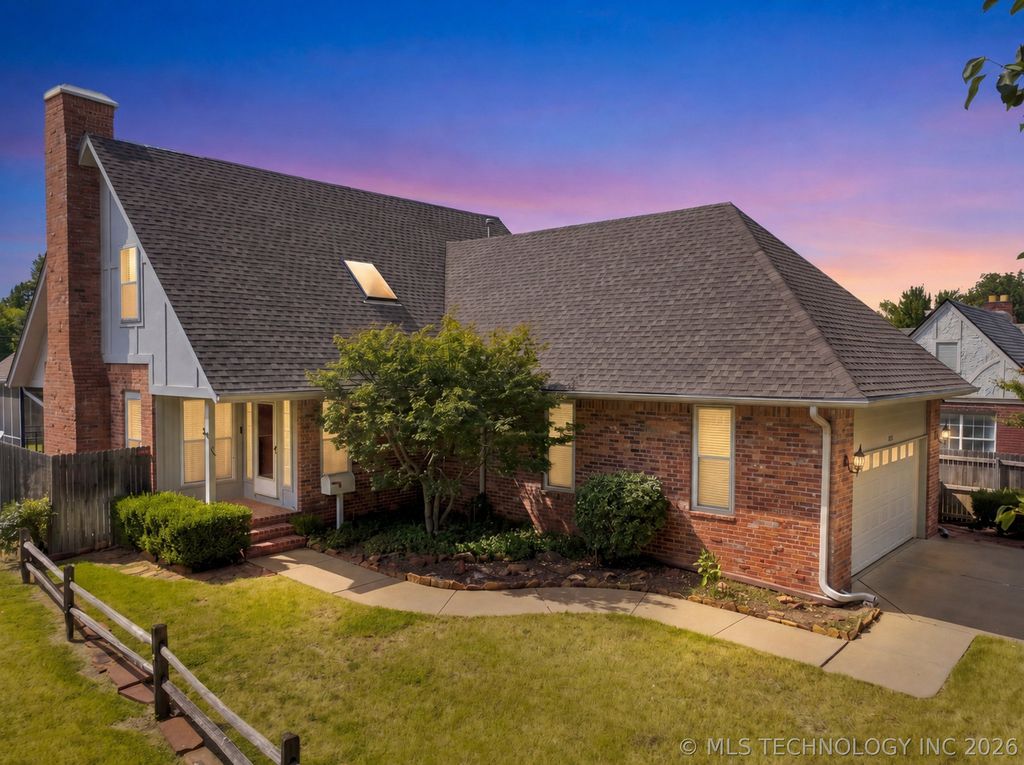 1620 S Florence Place, Tulsa, OK 74104