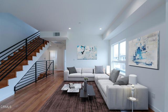 517 N Avenue 50, Los Angeles, CA 90042