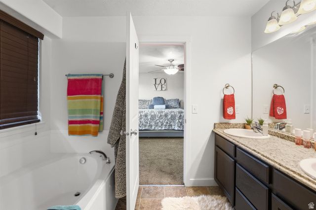 928 CHATHAM DR, North Salt Lake, UT 84054