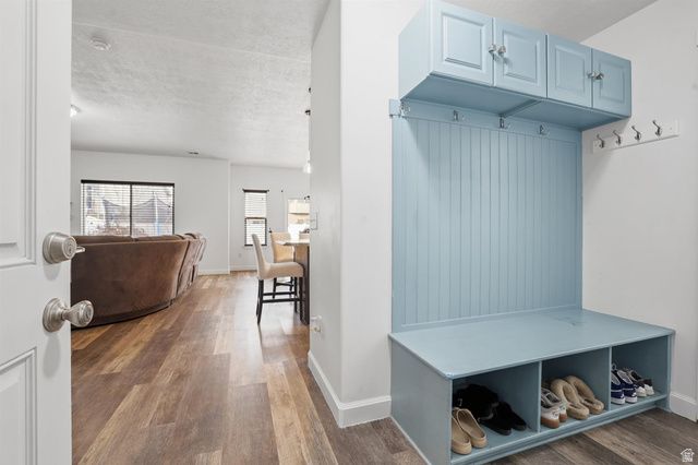 928 CHATHAM DR, North Salt Lake, UT 84054