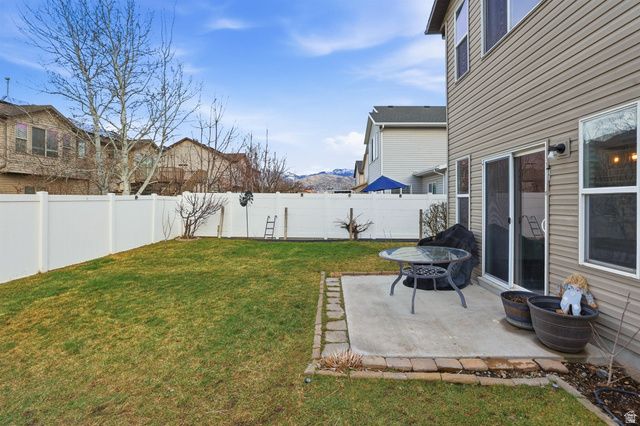 928 CHATHAM DR, North Salt Lake, UT 84054