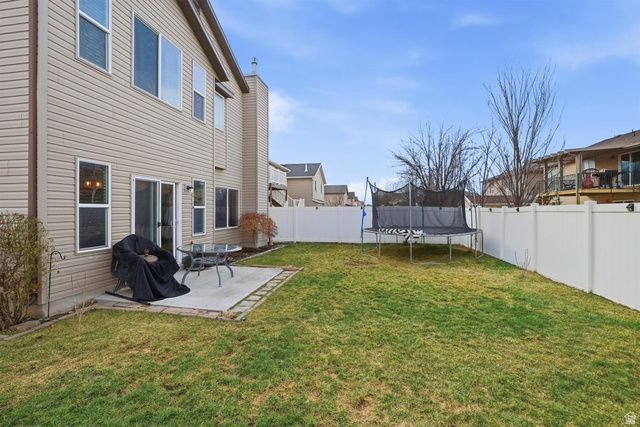 928 CHATHAM DR, North Salt Lake, UT 84054