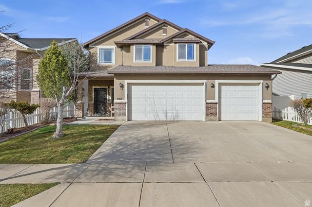 928 CHATHAM DR, North Salt Lake, UT 84054