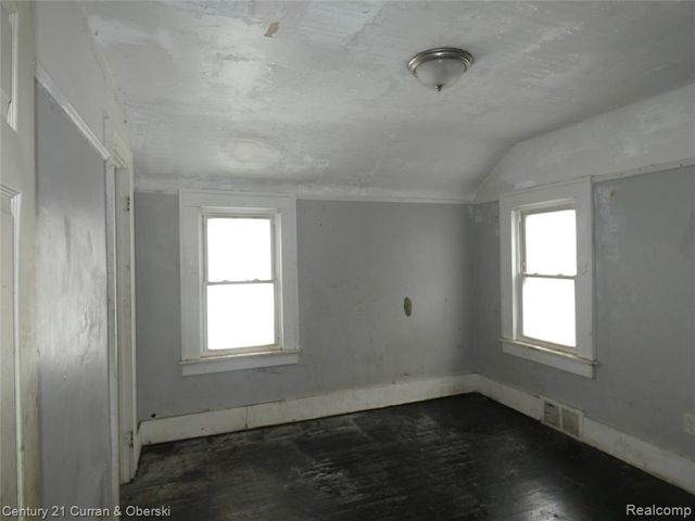 2301 Fullerton Street, Detroit, MI 48238