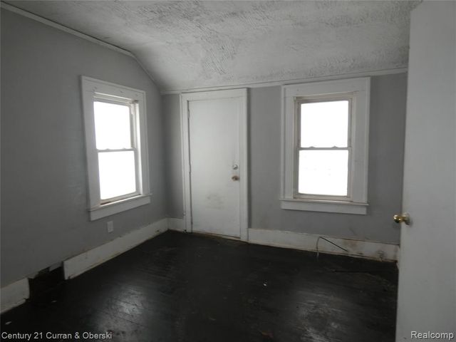 2301 Fullerton Street, Detroit, MI 48238