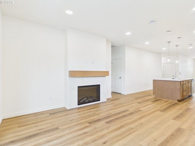 2111 Nw 17TH Pl, Battle Ground, WA 98604