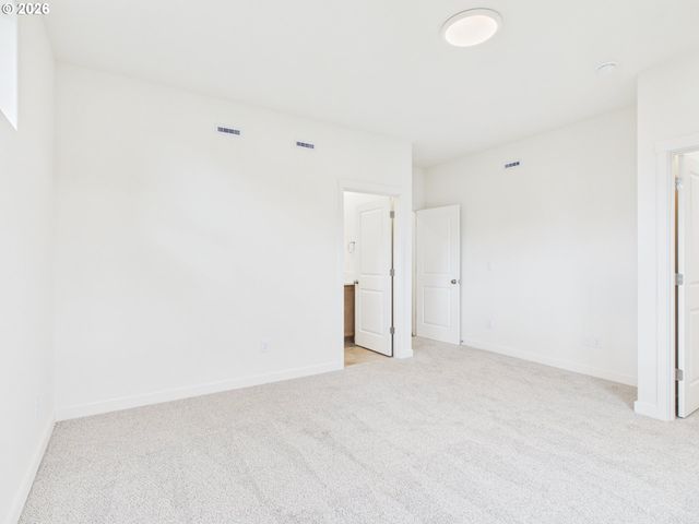 2111 Nw 17TH Pl, Battle Ground, WA 98604