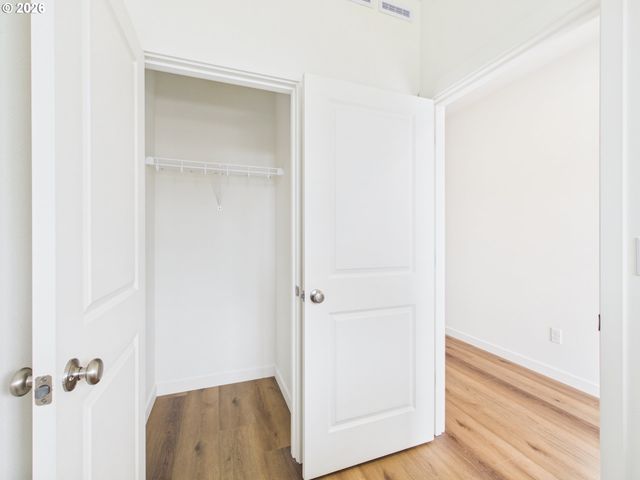 2111 Nw 17TH Pl, Battle Ground, WA 98604