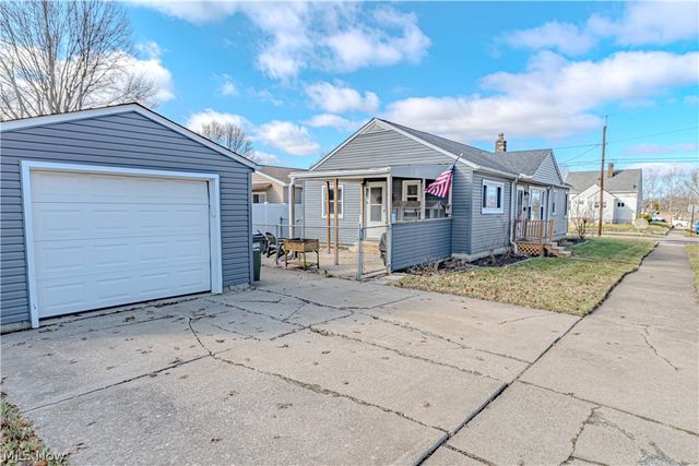 162 Mitchell Street, Barberton, OH 44203