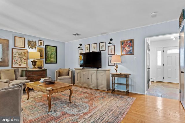 3807 HEARTHSTONE RD, Camp Hill, PA 17011