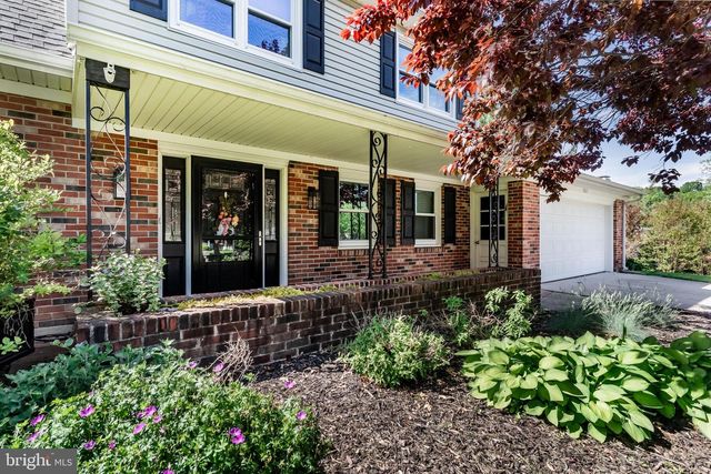 3807 HEARTHSTONE RD, Camp Hill, PA 17011