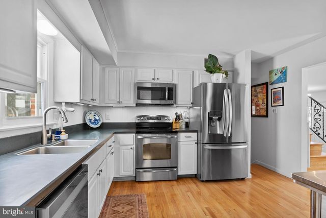 3807 HEARTHSTONE RD, Camp Hill, PA 17011