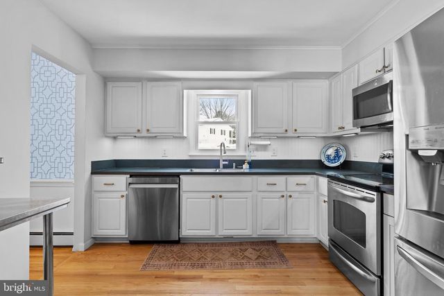3807 HEARTHSTONE RD, Camp Hill, PA 17011
