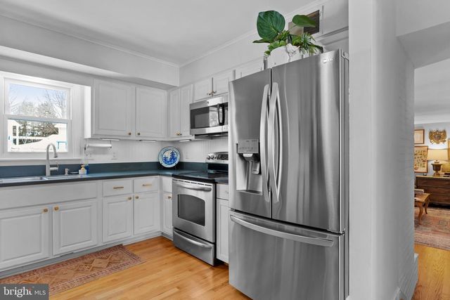 3807 HEARTHSTONE RD, Camp Hill, PA 17011
