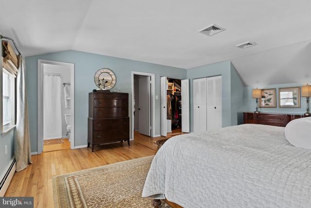 3807 HEARTHSTONE RD, Camp Hill, PA 17011