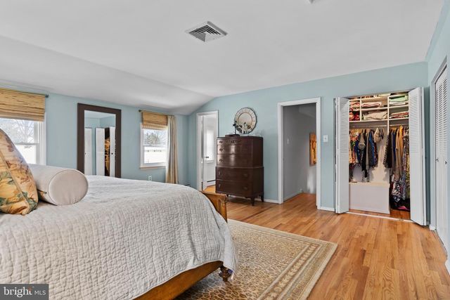 3807 HEARTHSTONE RD, Camp Hill, PA 17011