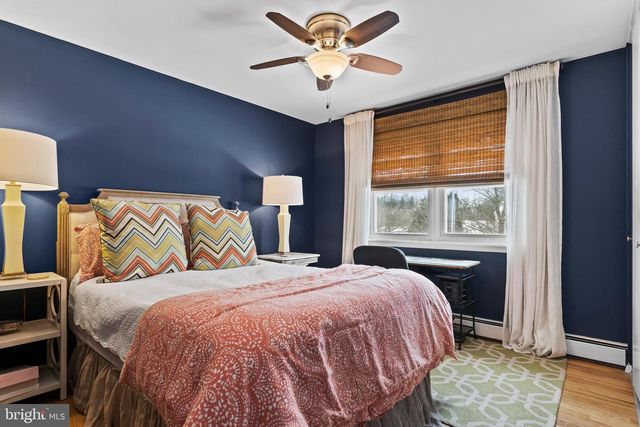 3807 HEARTHSTONE RD, Camp Hill, PA 17011