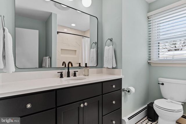 3807 HEARTHSTONE RD, Camp Hill, PA 17011