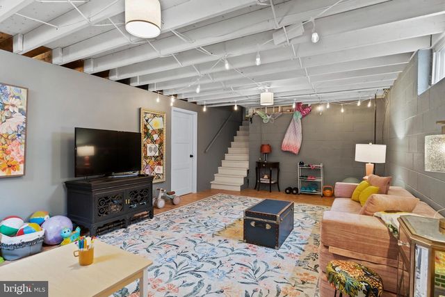 3807 HEARTHSTONE RD, Camp Hill, PA 17011