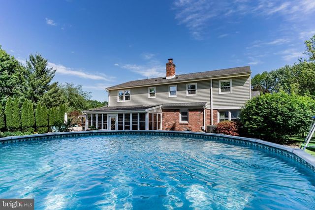 3807 HEARTHSTONE RD, Camp Hill, PA 17011